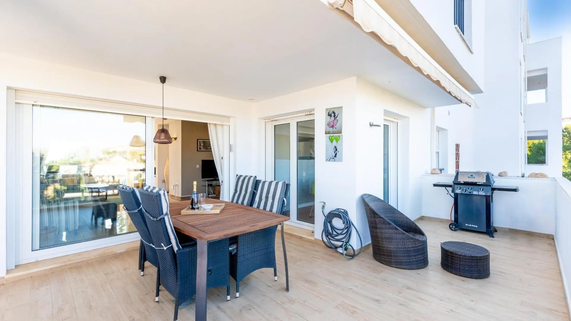 Miraflores Garden Golf - 3 Bedroom Apartment With Golf And Sea View La Cala De Mijas 0*,  İspanya